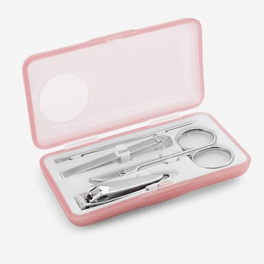 Kit manicure - fora de linha: pratique cuidados essenciais com estilo. Este kit compacto inclui tudo que você precisa para manter suas unhas impecáveis. Perfeito para viagens ou uso diário. Garanta já o seu!