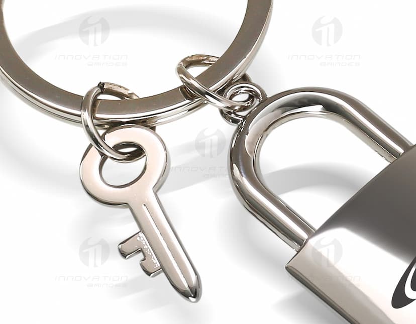 chaveiro metal  em formato de cadeado Personalizado
