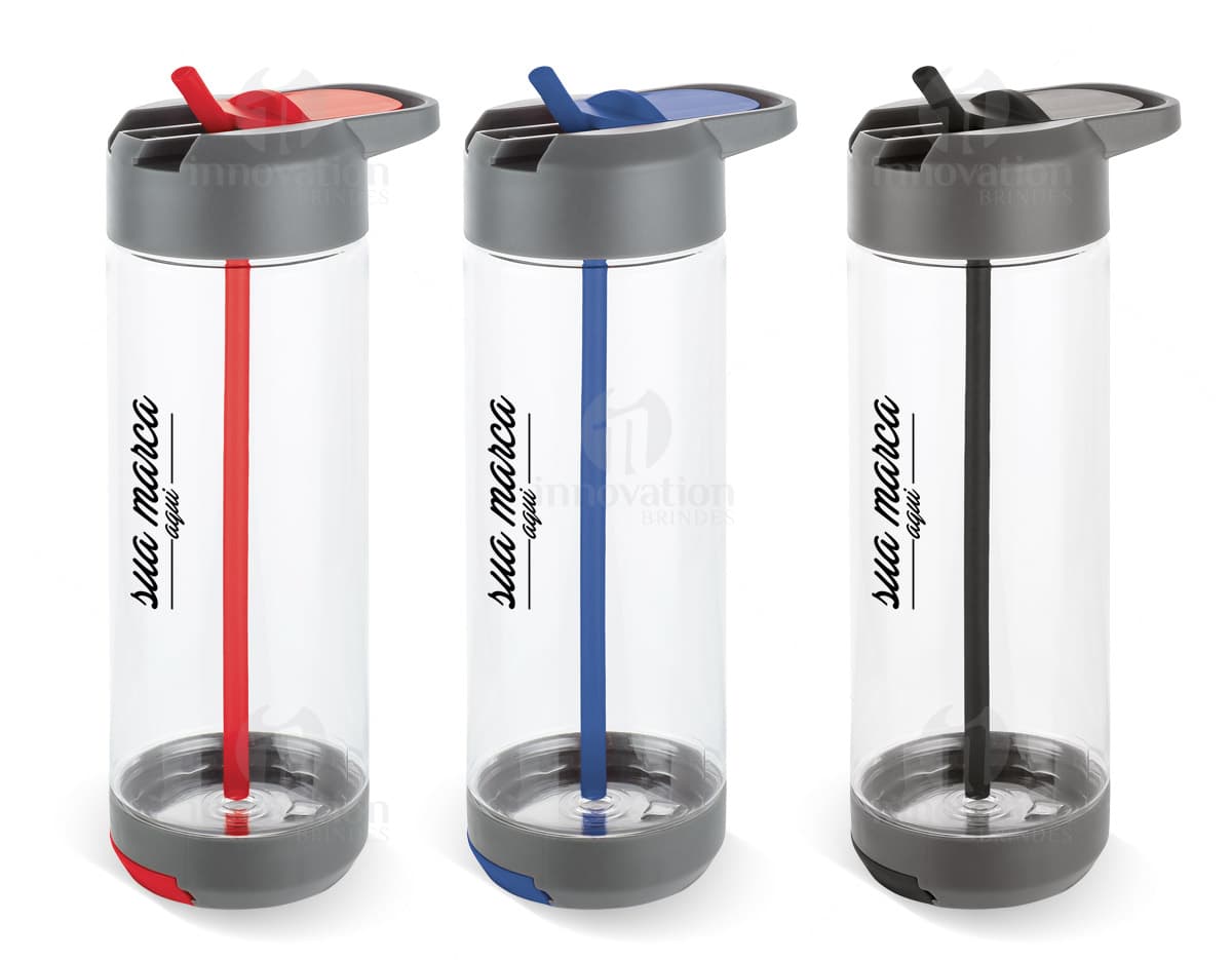 Um squeeze plástico de 750ml de alta qualidade, perfeito para manter você hidratado durante todo o dia! Com design moderno e resistente, ideal para uso em casa, no escritório ou durante atividades físicas. Garanta já o seu!
