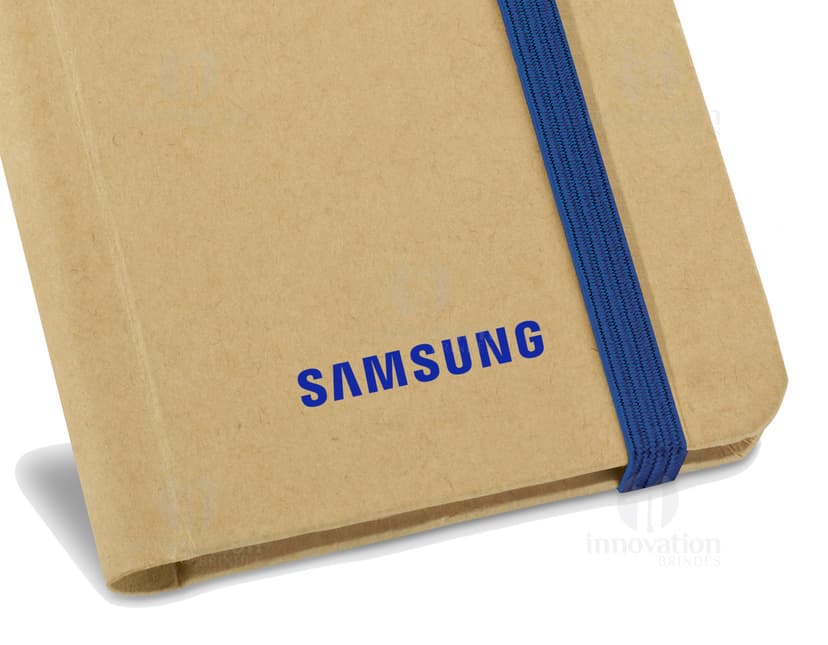 Bloco de anotações ecológico feito de material reciclado, perfeito para organizar suas tarefas diárias. Com design vintage e envelope de papel reciclado, é ideal para quem busca praticidade e sustentabilidade. Garanta já o seu! Eco-friendly notebook - 18.