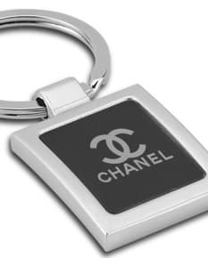Chaveiro de metal resistente para proteger suas chaves com segurança. Equipamento com combinação de segredo para garantir sua privacidade. Perfeito para uso no escritório, em casa ou em viagens. Proteja suas chaves com estilo e tecnologia. Adquira já o seu!