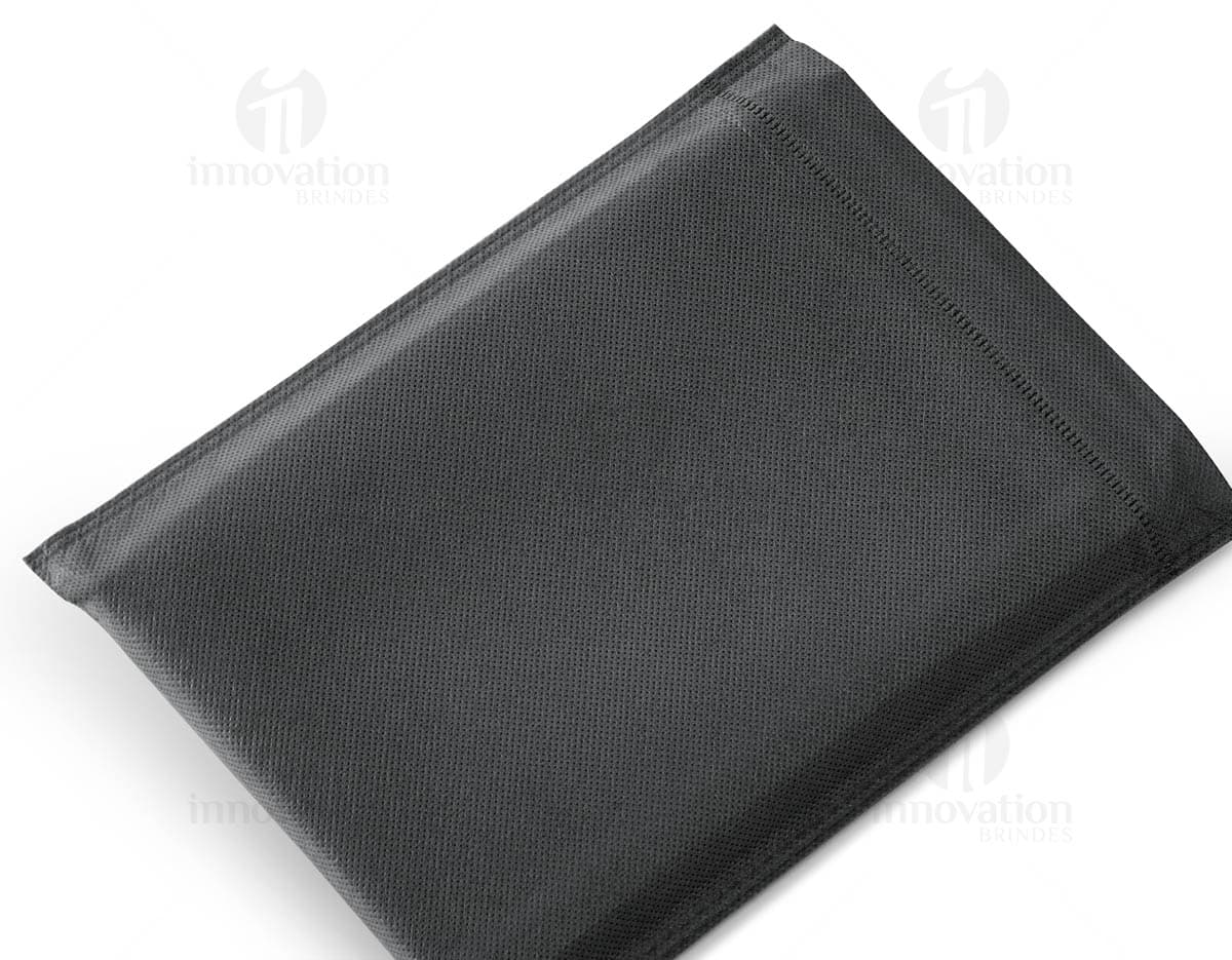 Pasta A5 de Couro Marrom para Negócios e Escritório - Organize seus documentos com estilo e elegância. Ideal para reuniões e reuniões de trabalho. Garanta a proteção e segurança dos seus papéis com esta pasta de alta qualidade. Compre já!