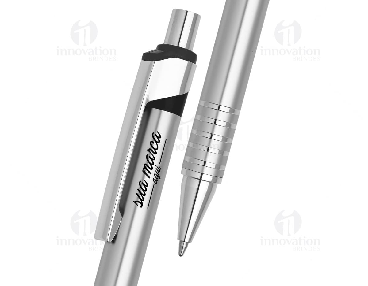 Caneta de metal elegante e durável para escrita suave e precisa. Ideal para uso no escritório, na escola ou em casa. Disponível em várias cores. Adquira a sua agora!
