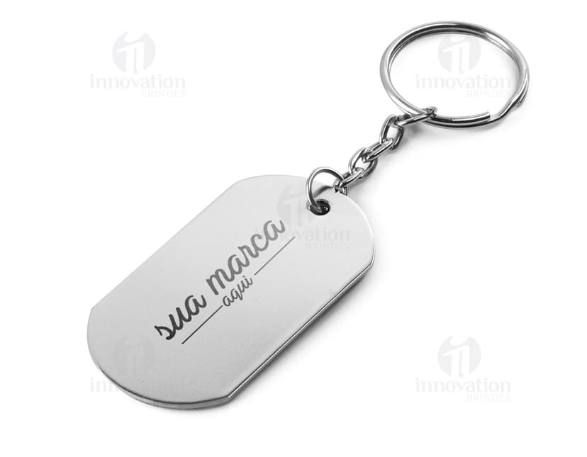 Chaveiro de metal prateado modelo 41, perfeito para presentear ou utilizar como acessório. Moderno e funcional, com design elegante e resistente.