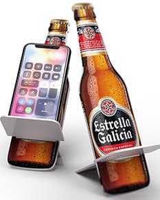 Porta celular acrílico transparente, em forma de garrafa de cerveja, com detalhes em amarelo e marrom.
