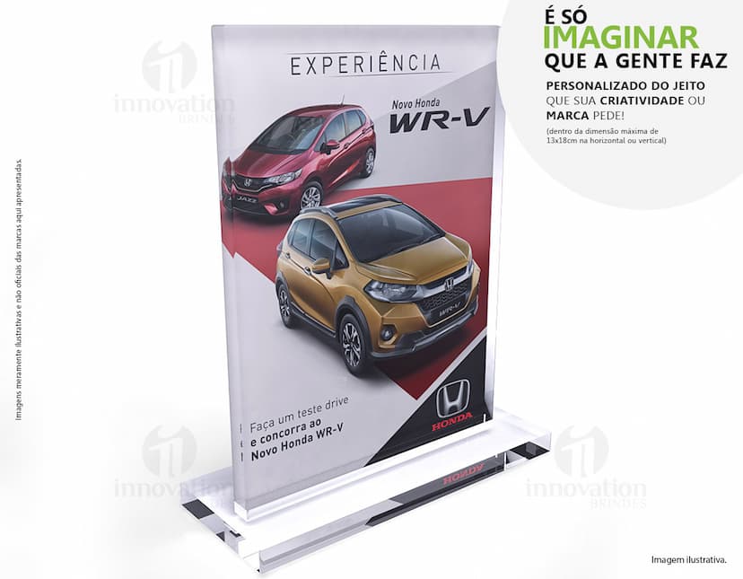 Troféu de Acrílico - 02: Design moderno e elegante para premiações de destaque. Ideal para reconhecer o talento e dedicação da sua equipe. Personalize com o seu logo e destaque-se no mercado! Aproveite a qualidade e durabilidade desse brinde exclusivo. Além de ser uma ótima opção para valorizar o seu negócio. Invista em reconhecimento e destaque-se no mercado com esse troféu de acrílico!