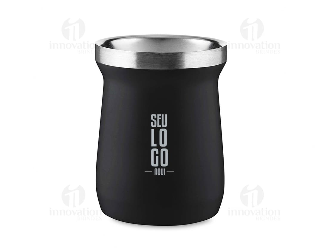 Cuia térmica de inox com capacidade de 250ml, ideal para manter a temperatura da bebida por mais tempo. Design moderno e