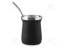 Cuia térmica de inox com capacidade de 250ml, ideal para manter a temperatura da bebida por mais tempo. Design moderno e