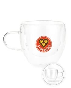 Tasse en verre 70ml pour boissons chaudes et froides, idéale pour thés, cafés et autres boissons. Fabriquée en verre transparent avec une anse et une capacité de 70ml. Parfaite pour servir dans des cafés, restaurants et événements.