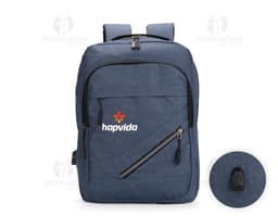 Mochila de cuero negra estilo maletín con asa de mano y asas para la espalda. Cierre con cremallera, detalles en metal y