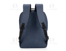 Mochila de cuero negra estilo maletín con asa de mano y asas para la espalda. Cierre con cremallera, detalles en metal y