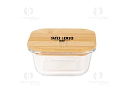 Marmita de vidrio de 250ml con comida tradicional, incluyendo rebanadas de pan, queso, chocolate, carne, pastel y