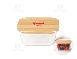 Marmita de vidrio de 250ml con comida tradicional, incluyendo rebanadas de pan, queso, chocolate, carne, pastel y