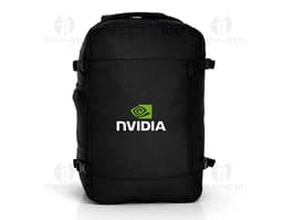 Mochila Nylon 25L preta, moderna e elegante, indicada para viagens, negócios e passeios. Possui alças de couro, zíper, bolsos