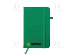 Ícono en forma de cuaderno de papel en blanco, con disco y caja de software alrededor. El diseño es en 3D y está dentro de un