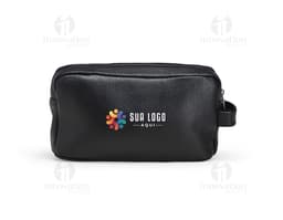 Necessaire em couro preto, utilizada para guardar dinheiro, cartões, equipamentos eletrónicos e objetos pessoais. Ideal para