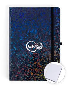 Caderneta holográfica sem pauta com design vintage e textura floral. Capa decorativa com ornamentos dourados e estilo antigo.