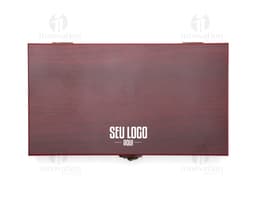 Kit de Vino 5 Piezas en una caja de cuero vacía, con compartimentos para botella, copas, sacacorchos, termómetro y