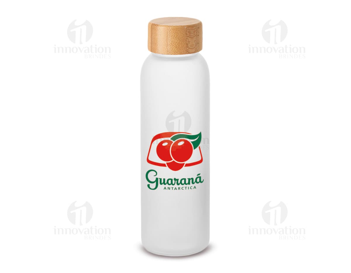 Frosted glass squeeze 520 mL for toiletry and hygiene care, clean and transparent, with a plastic cap and elegant design.
