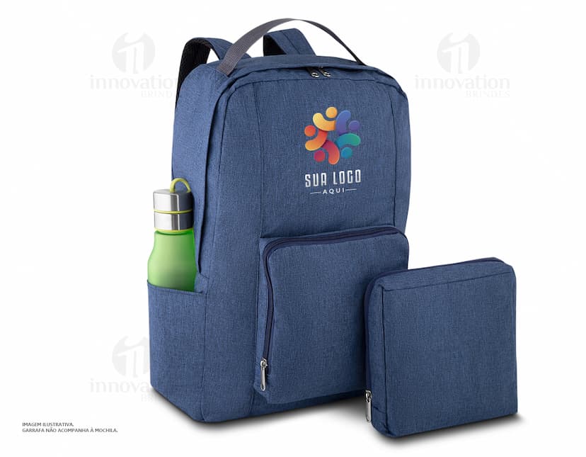 Mochila dobrável de couro para viagem, moderna e prática. Ideal para suas aventuras. Design elegante e alças ajustáveis. Com zíper e alças resistentes. Seja para uma viagem de negócios ou um passeio casual, essa mochila é o acessório perfeito. Leve, compacta e funcional. Aproveite cada momento da sua jornada com estilo!