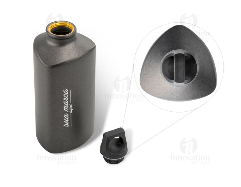 Squeeze Metal - Frasco de metal para produtos de higiene e cuidados pessoais. Ideal para armazenar líquidos como perfume, loção e spray. Perfeito para levar na bolsa ou nécessaire. Garanta já o seu squeeze de metal de alta qualidade e durabilidade!