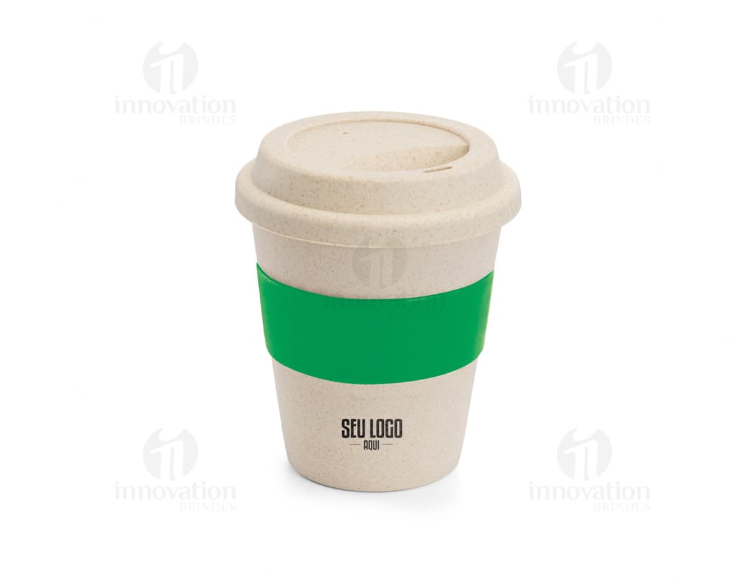 Copo de viagem de bambu com revestimento de silicone, com capacidade de 380ml.