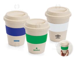 Copo de viagem de bambu com revestimento de silicone, com capacidade de 380ml.