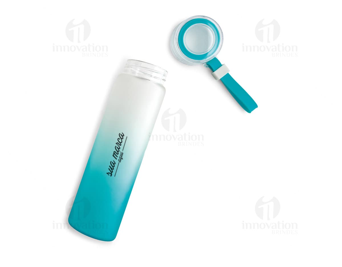 Squeeze de Vidro de Design Moderno para sua Rotina de Higiene Pessoal. Ideal para armazenar sua loção, shampoo ou gel de forma elegante e prática. Aproveite a qualidade do vidro e mantenha seus produtos sempre ao alcance. Adquira já o seu!