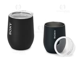 Copo de viagem prático e elegante para desfrutar de sua bebida favorita em qualquer lugar. Feito de cerâmica de alta