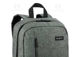 Mochila para notebook em couro preto - Ideal para viagens de negócios, armazenamento seguro e elegância moderna.