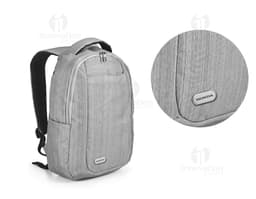 Mochila de couro marrom, estilo moderno e elegante para viagens ou negócios. O acessório perfeito para quem busca praticidade