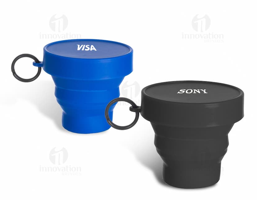 Copo retrátil de 150ml: prático e versátil para qualquer ocasião. Este copo compacto e retrátil é a solução perfeita para quem deseja praticidade no dia a dia. Feito de material resistente, ideal para bebidas quentes ou frias. Leve, fácil de armazenar e reutilizável. Garanta já o seu!