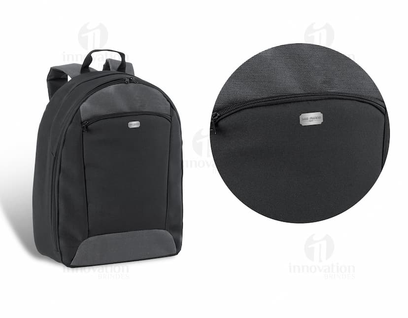 Mochila para Notebook em Couro Moderna e Elegante | Perfeita para Viagens e Trabalho - Compre Agora na Nossa Loja Online. Um acessório essencial para proteger seu dispositivo de forma segura e com muito estilo!