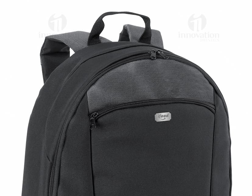 Mochila em couro preta para notebook - O acessório perfeito para viagens de negócios e trabalho. Moderna e elegante, essa mochila possui compartimentos espaçosos e alça de transporte resistente. Proteja seu dispositivo com estilo e praticidade. Ideal para empresários e executivos exigentes. Compre já a sua!
