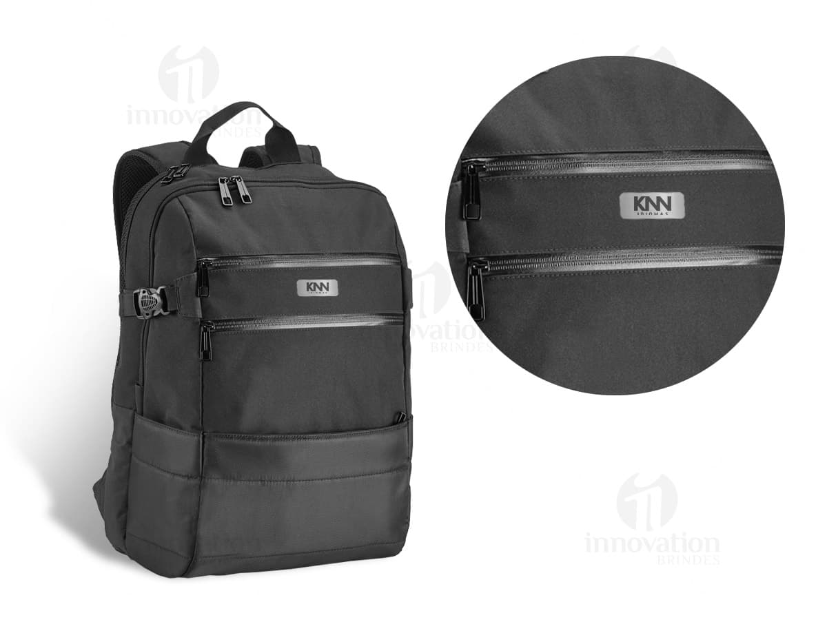 Mochila para notebook em couro preto - perfeita para viagens, trabalho ou lazer. Estilo moderno e elegante, com muito espaço para seus pertences. Garanta a sua!