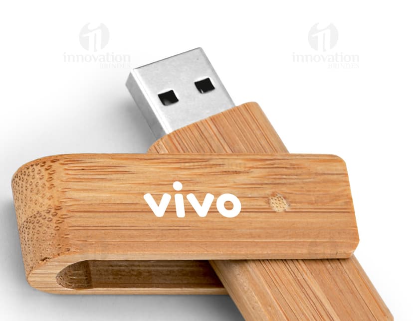 Pen Drive de Bambu 8GB - Prático e Sustentável para Armazenamento de Dados. Ideal para uso no trabalho ou em casa. Design elegante em material ecológico.