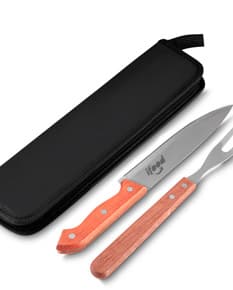 Kit churrasco completo em aço inoxidável, ideal para uso doméstico ou profissional. Acompanha todos os acessórios necessários para um churrasco perfeito. Tenha a melhor ferramenta para suas confraternizações ao ar livre. Garanta já o seu!