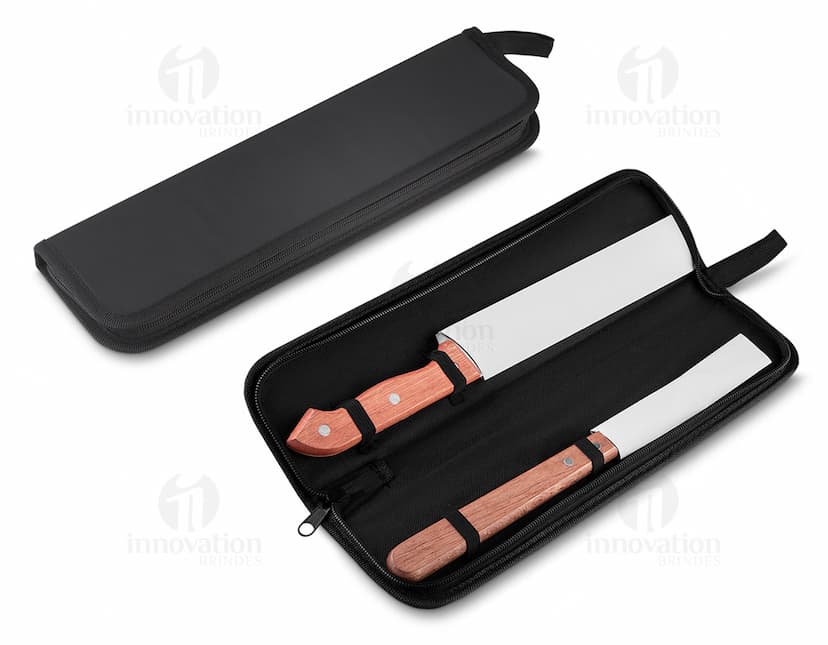 Kit Churrasco de Aço Inox - Acessório Moderno e Prático para o seu Churrasco. Composto por ferramentas de alta qualidade, é o item essencial para o seu momento de lazer. Adquira já o seu e tenha um churrasco perfeito!