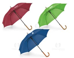 Guarda-chuva preto 3D fashion. Proteção contra chuva e sol, seguro e resistente. Acessório de negócios indispensável para