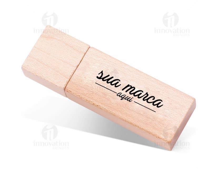 Pen Drive de Bambu 32GB - Armazene seus arquivos de forma sustentável e eco-friendly com este elegante pen drive de bambu. Perfeito para presentear e personalizar com gravuras ou mensagens. Garanta o seu!