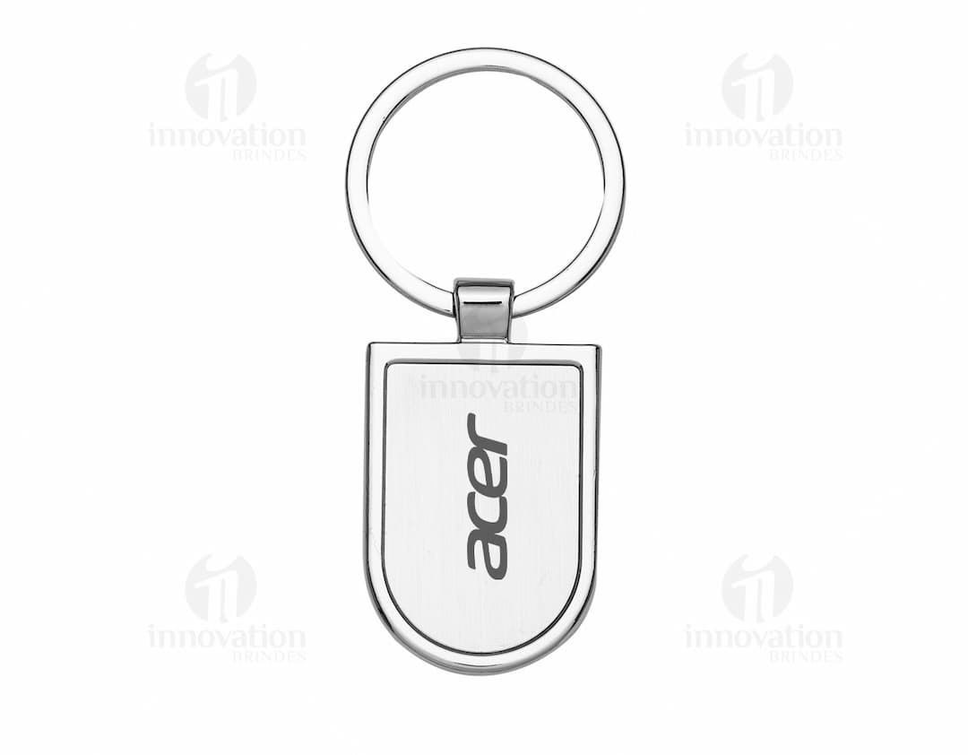 Chaveiro de metal elegante para presentear em ocasiões especiais. Decore sua chave com muito estilo e sofisticação com este charmoso adorno. Ideal para presentear quem você ama!