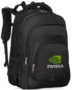 Mochila de poliéster preta, moderna e elegante, com alça, zíper, bolsos e compartimentos de armazenamento. Ideal para viagens, uso diário ou profissional.