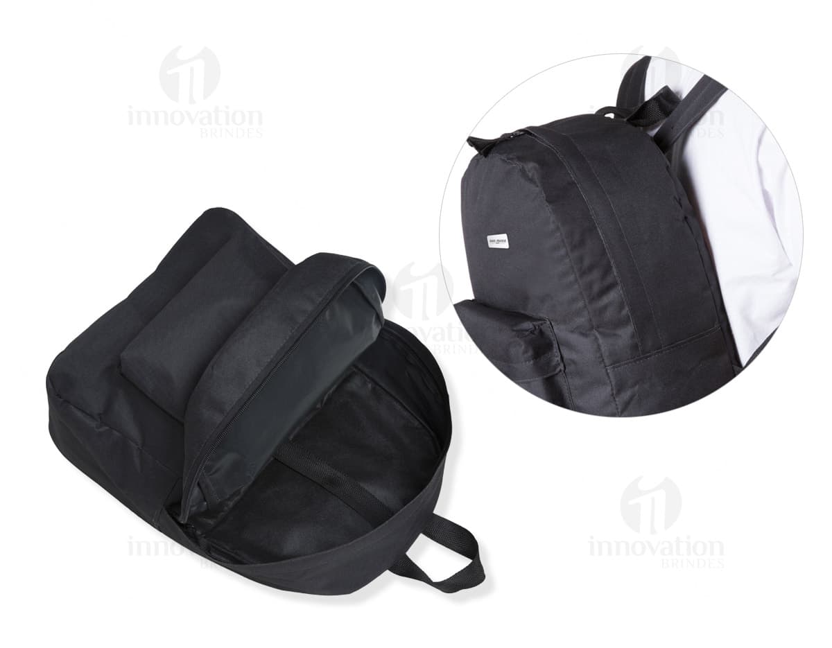 Mochila para Notebook em Couro Moderna e Estilosa. Perfeita para o seu dia a dia no trabalho ou na faculdade. Com compartimento acolchoado e alças confortáveis. Garanta a sua agora!