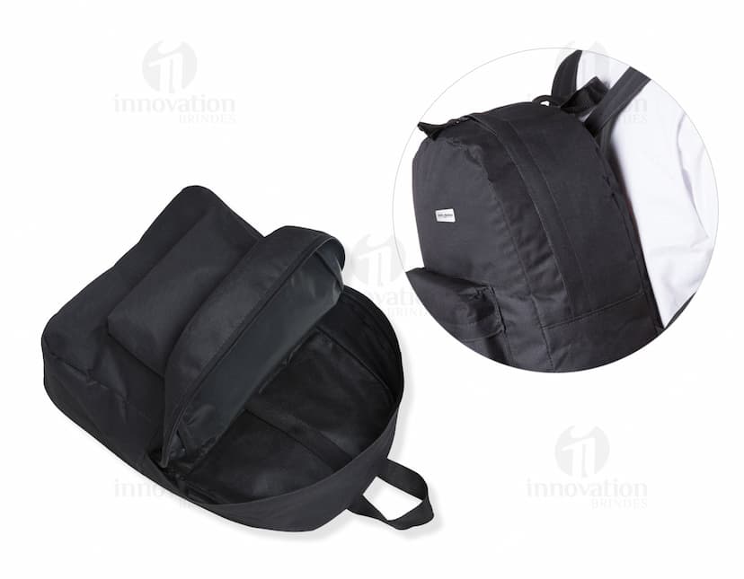 Mochila para Notebook em Couro Moderna e Estilosa. Perfeita para o seu dia a dia no trabalho ou na faculdade. Com compartimento acolchoado e alças confortáveis. Garanta a sua agora!