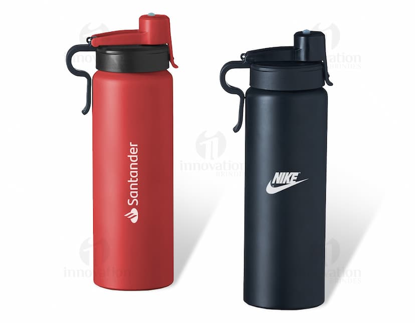 Squeeze de metal 800ml: Ideal para quem busca praticidade e durabilidade. Fabricado em alumínio resistente e seguro, perfeito para manter seus líquidos sempre na temperatura ideal. Seja no trabalho, na academia ou em passeios ao ar livre, este squeeze é a escolha perfeita para manter sua saúde e bem-estar em dia. Garanta o seu!