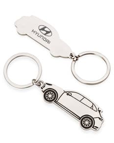 Chaveiro de metal para carro com design moderno e resistente. Ideal para quem preza pela segurança e controle de acesso. Combinando estilo e funcionalidade, este chaveiro é o acessório perfeito para manter suas chaves organizadas e protegidas. Garanta já o seu!