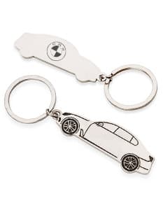 Chaveiro de metal para carro - Prático e seguro, este chaveiro em metal é ideal para adicionar um toque de estilo ao seu dia a dia. Feito com materiais de alta qualidade, é o acessório perfeito para manter suas chaves seguras e organizadas. Adquira já o seu!