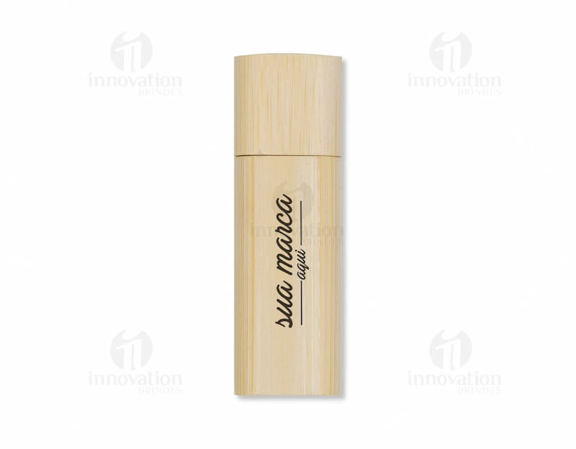 Pen drive de bambu 4GB - Armazene seus arquivos de forma sustentável e prática com este pen drive de bambu de 4GB. Ideal para quem busca um produto ecológico e versátil para guardar documentos, fotos e vídeos. Perfeito para uso pessoal ou como brinde corporativo. Garanta já o seu!