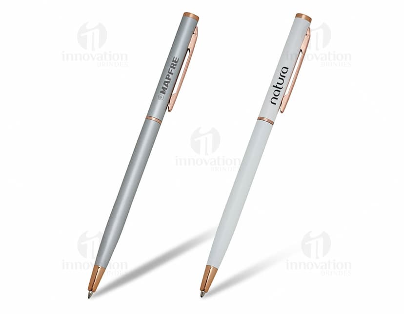Caneta de metal elegante e sofisticada para sua escrita impecável. Perfeita para uso no escritório, na faculdade ou em casa, essa caneta de alta qualidade é o acessório ideal para suas tarefas diárias. Feita com materiais duráveis, garante uma escrita suave e precisa. Adquira já a sua e eleve sua experiência de escrita ao próximo nível!