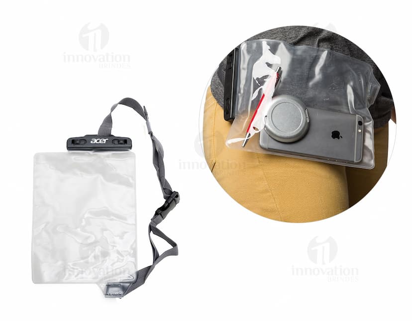 Capa À prova d’Água para brindes e eventos especiais. Feita de material resistente e impermeável, ideal para proteger seus pertences em qualquer situação. Garanta já a sua!
